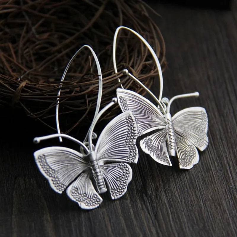 Vintage Silver Color Butterfly Earrings Ancient Metal Hand Carved Big Dangle for Women Jewelry 250213