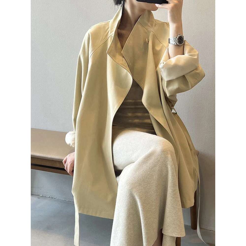 Office Lady Belt Gathered Waist Trench For Women Stand Neck Single Breasted Windbreaker 2025 Autumn New