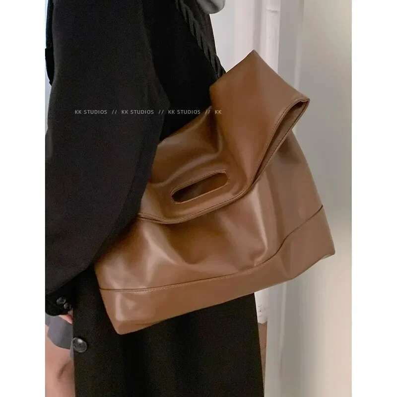 Huge Capacity Women's New Trend South Korea Tote Single Shoulder Crossbody Commuter Bag Soft Leather Portable