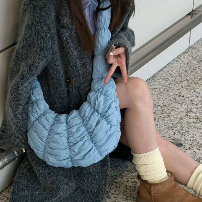 Korean Cloud Folded Single Shoulder Crossbody Bag Large Capacity Sponge Women's Lightweight And Versatile Leisure Dumpg Bun