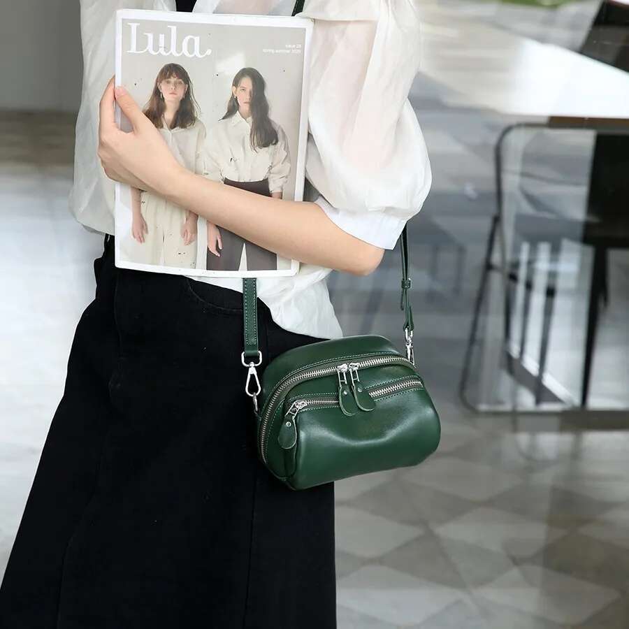 Leather Small Women 2024 New Retro Niche Design Cowhide Women's High-Grade Soft Leather Crossbody Bag