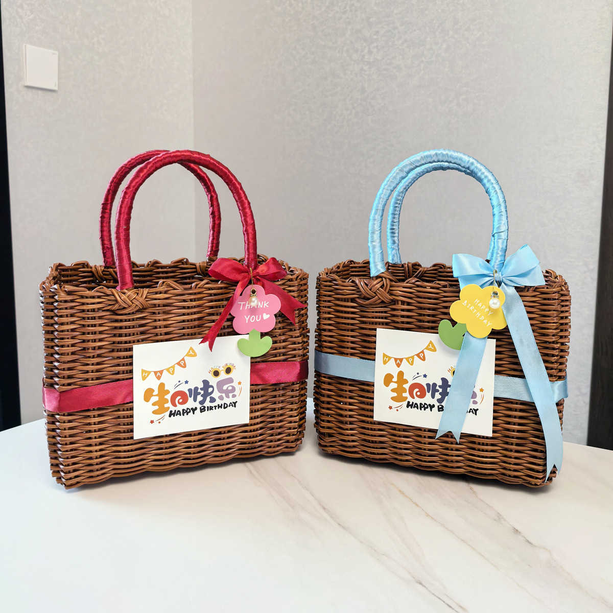 Designer bag Plastic woven vegetable basket hand-held basket souvenir packaging handbag gift basket womens imitation rattan basket shower basket Y2502