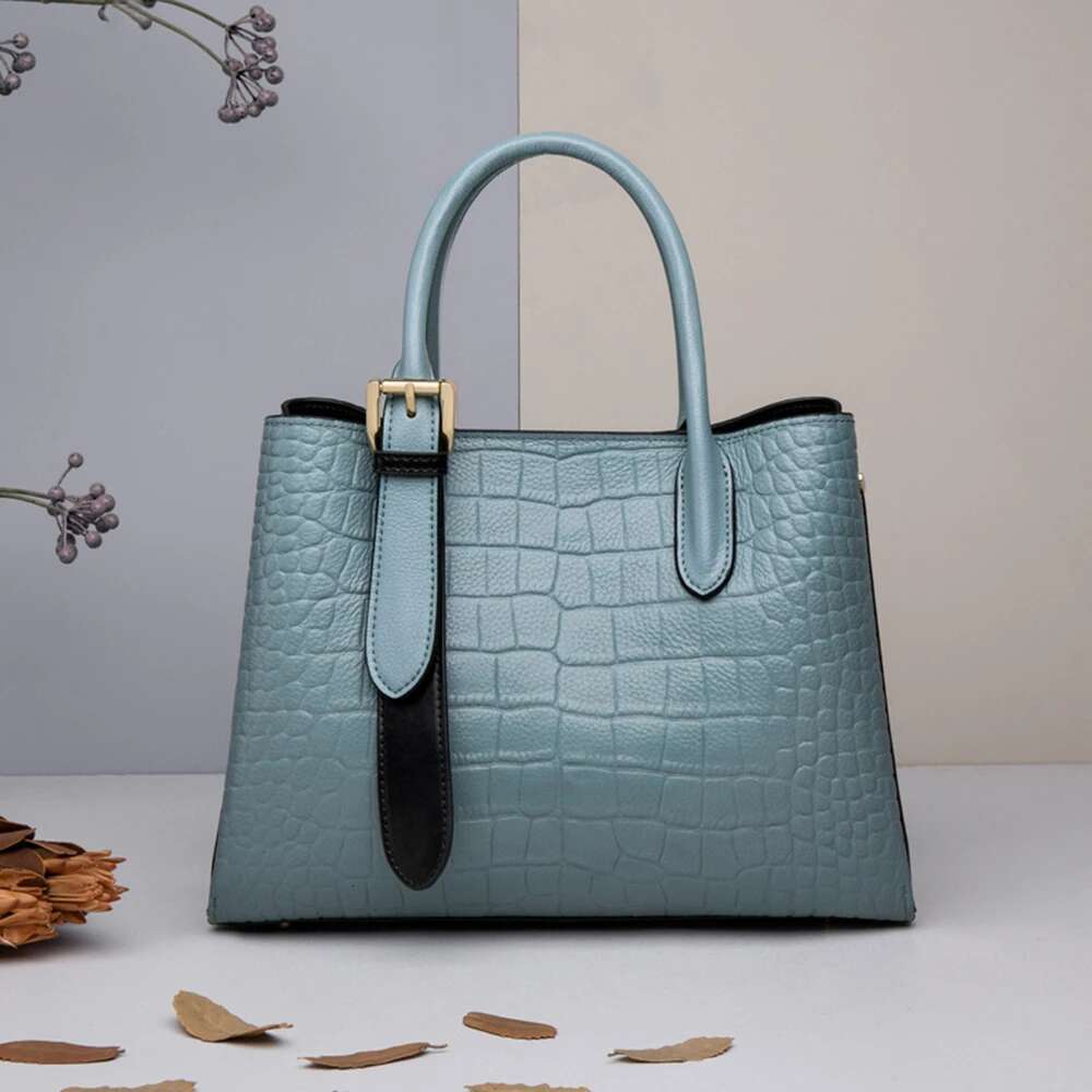 Large Capacity Women's New Fashion Simple Crossbody Handbag Single Shoulder Oblique Span Bag