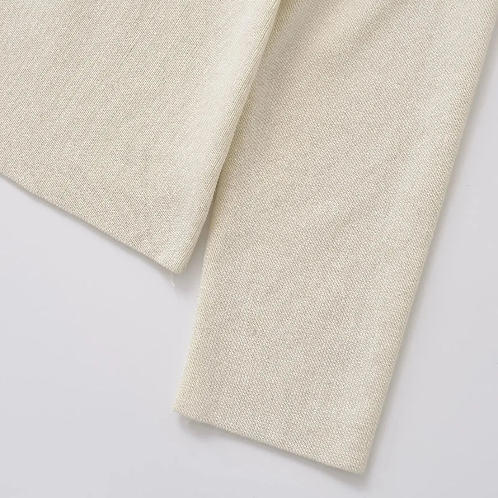 TRAF Sweater Autumn Women Chic Slim Vneck Warm Cardigan Womens Street Elegant Fashion Young 4192124 250211