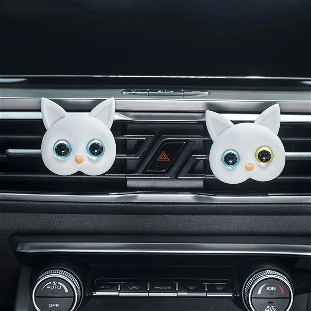 Car Air Outlet Perfume Creative Three-dimensional Bright Eye Cat Cute Two-color Pupil Kitten Car Interior Fragrance Accessories 250214