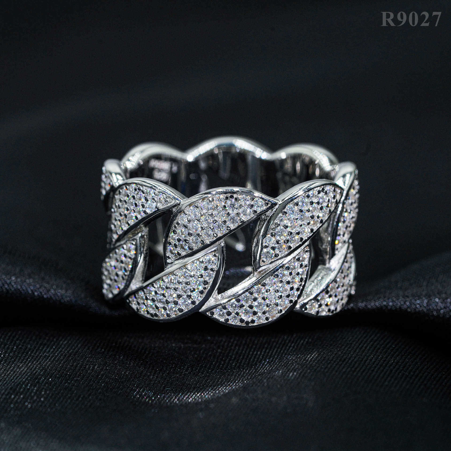 Hot selling hip-hop 925 silver inlaid moissanite Cuban chain ring with three rows of full diamond Cuban personalized ring