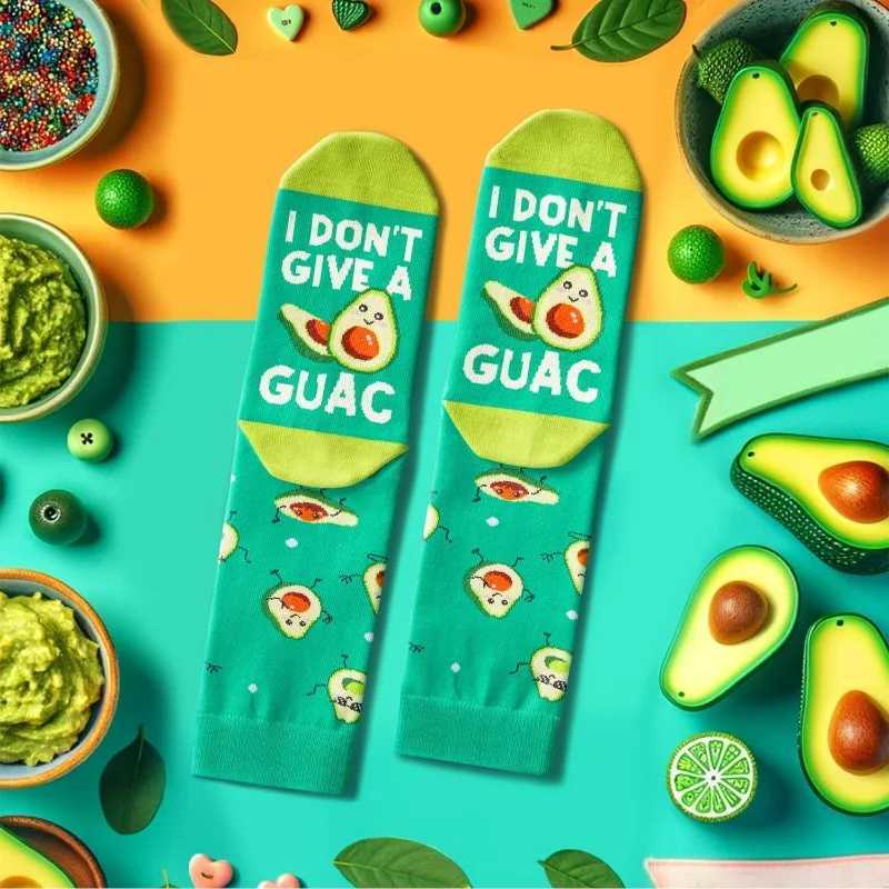 A pair of socks mens cartoon avocado street clothing hip-hop funny Harajuku socks new W250217