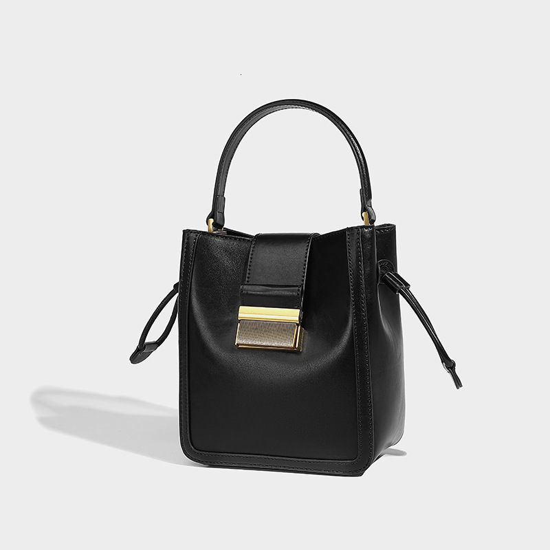 Bag Minimally Designed Bucket Bag For Women, Niche, High-End, Drawstring Handbag, New Fashionable Single Shoulder Crossbody Bag, Trendy