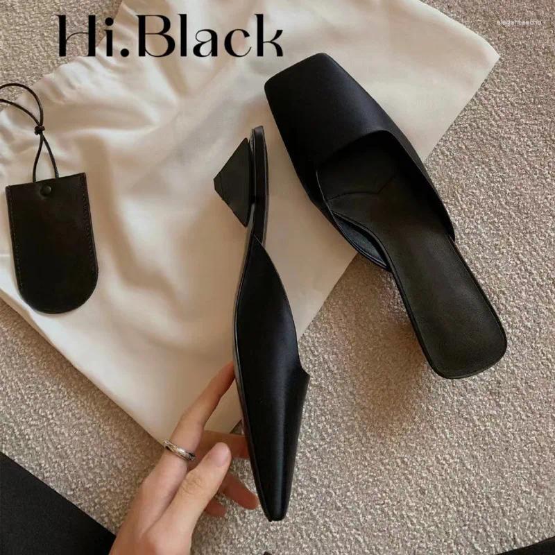 2025 S Fashion Designer Sandals Satin Women Summer Sexy Square Head Triangle Low Heel Slide Chunky Elegant Slippers