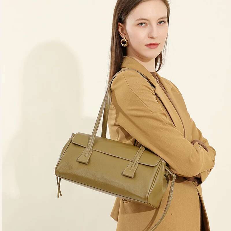 Formeki Autumn Winter New Shoulder 2025 Trend Vegetable Tanned Cowhide Underarm Pillow Women's Bag Popular Vintage