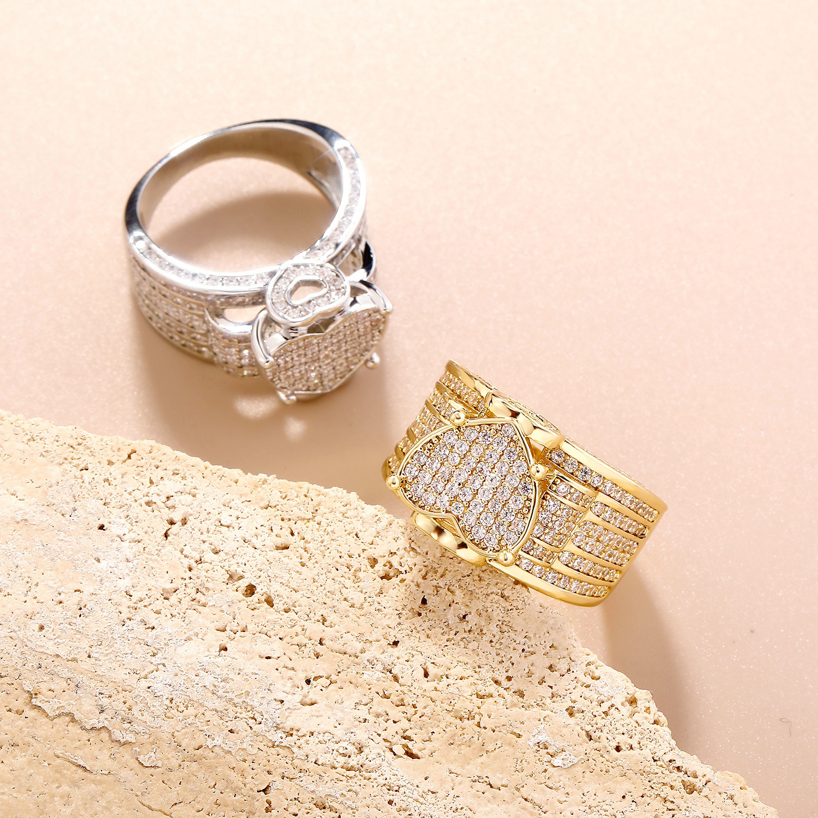 Hip Hop Classic Casting Heart Ring Real Gold Plated 5A Zircon Women Mens Couple Jewelry