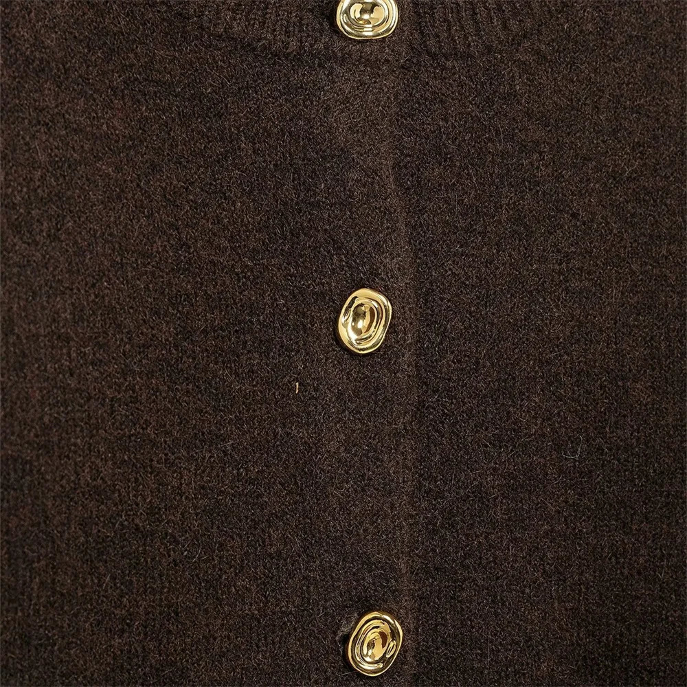 UNIZERA Womens Knitted Set with Gold Buckle Decoration Long Sleeve Top Side Stitching Decorative Skirt Winter Style 250214