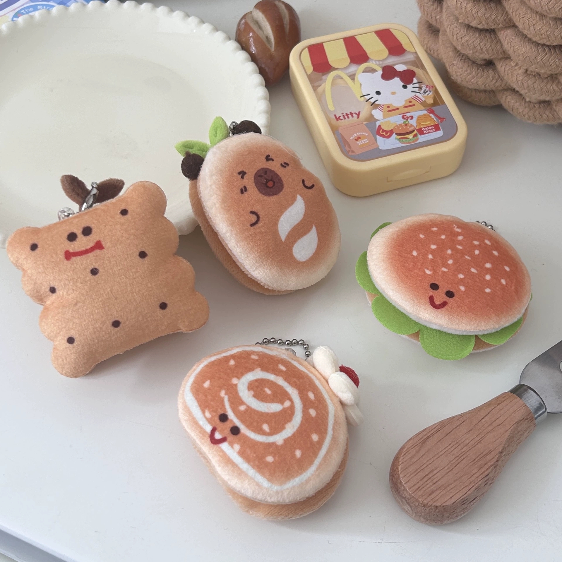 Double layered fabric food toy pendant fun and cute cartoon burger square biscuit keychain keychain backpack accessories