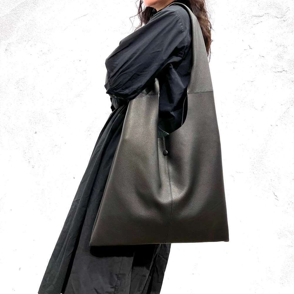 Casual 100% Cow Skin Shoulder Bags Woman Big Genuine Leather Crossbody Wide Strap Messenger Bag Super Soft Individualistic Sac