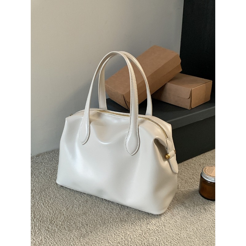 Spacious Travel-Friendly Tote with Secure Zip Closure Elegant PU Leather Commute Purse