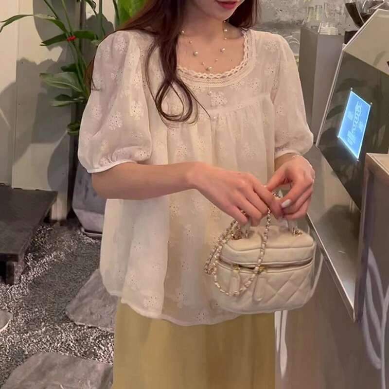 Summer Solid Color Chiffon Blouse Women Sweet Loose Square Neck Puff Short Sleeve Tops Casual Hooked Wer Hollow Apricot Shirt
