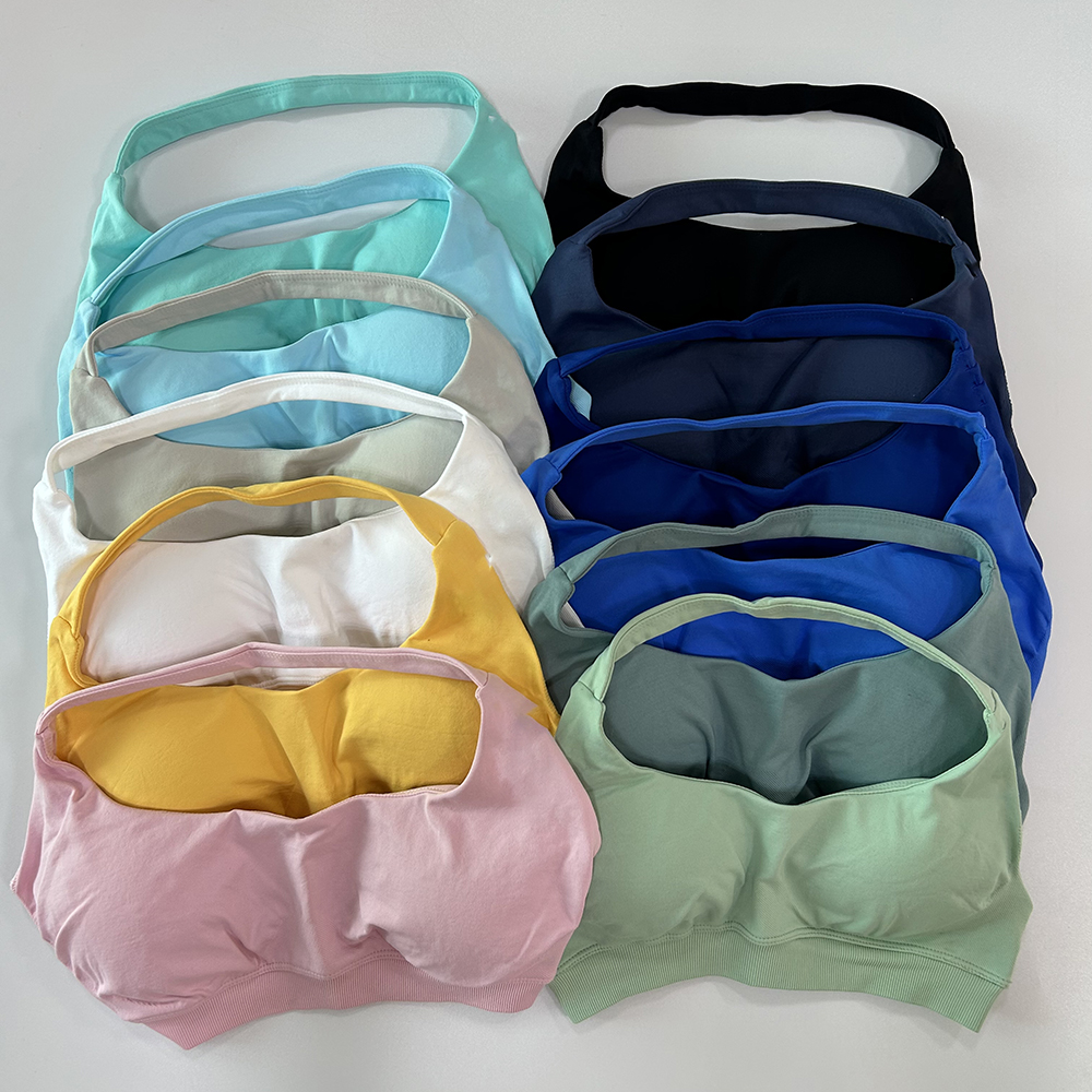 Sport 2 Pieces Seamless Yoga Set Halter Bra Top High Waist Workout Scrunch Shorts Summer Fiess Clothes Gym Suit Outfit Active Wear