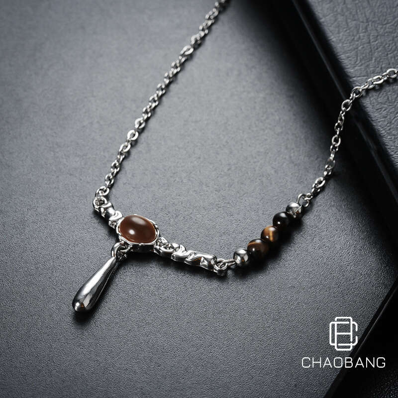 Titanium steel tiger eye stone necklace, men's light , niche high-end, temperament, collarbone chain, women's personality, versatile accesso