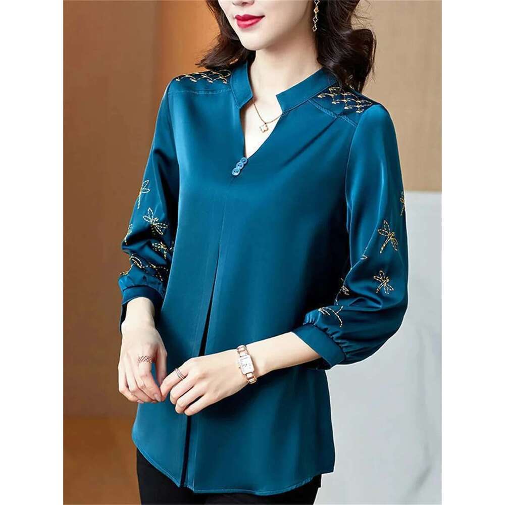 Women Spring Summer Blouses Shirts Lady Fashion Casual Three Quartz Sleeve V-Neck Embroidery Blusas Tops