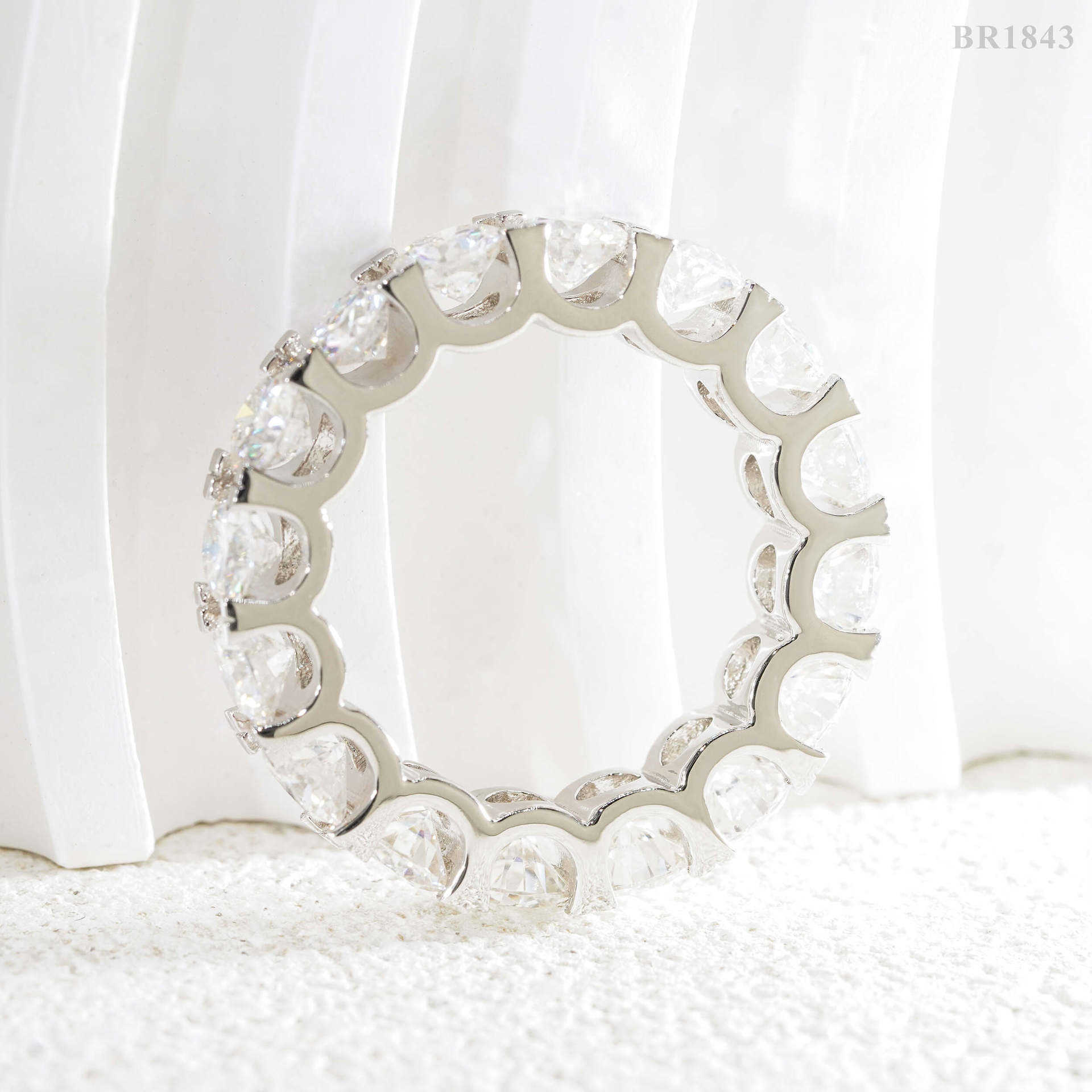 Hip hop 925 silver inlaid 5.0mm circular moissani ring for men and women ins fashion trend diamond inlaid ring