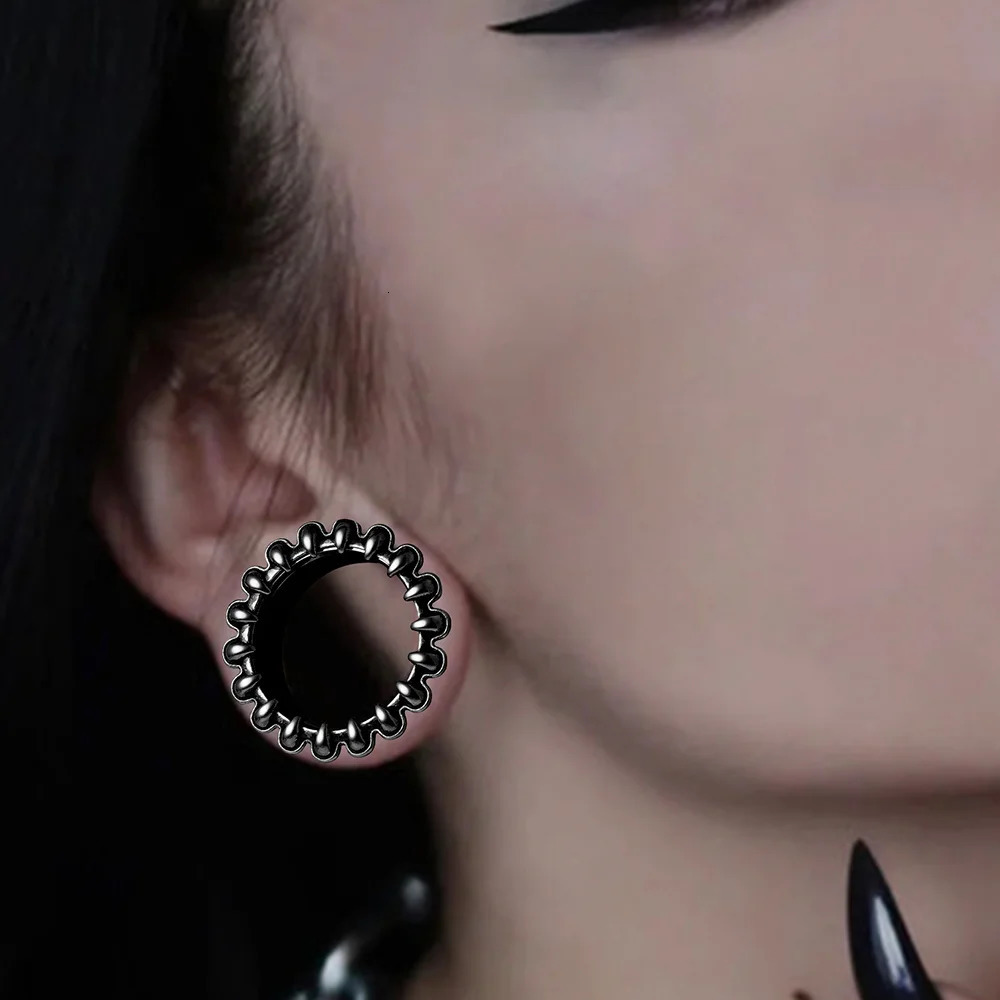 Doearko 2PCS Vintage Tooth Ear Gauges Tunnels 316 Stainless Steel Plugs Women Piercing Body Jewelry Fashion Gift250214