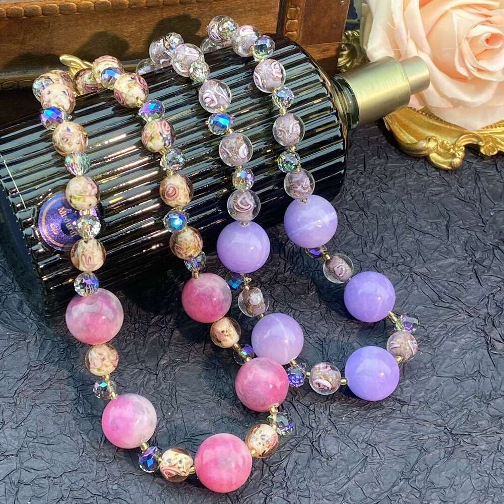 Minan vintage fresh, sweet, fashionable temperament, can be sweet or salty, age reducing pink, glass, purple necklace