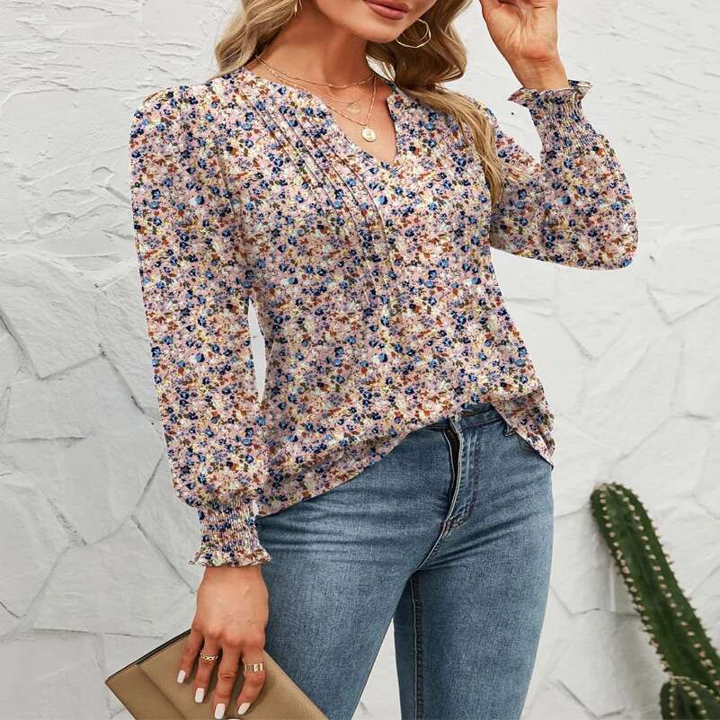 Plus Size Casual Shirt, Fully Printed Lantern Sleeve V-Neck Top, With Pleats On The Chest, Waist Cinching Slim Fit Shirt