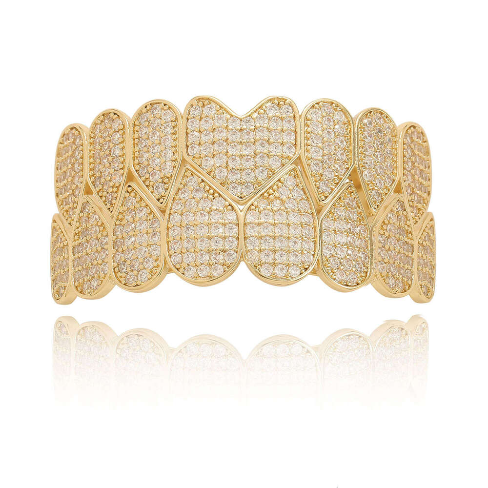 New 8-tooth micro inlaid Moissanite with heart-shaped personality, Halloween costume, teeth, hip-hop accessories, braces