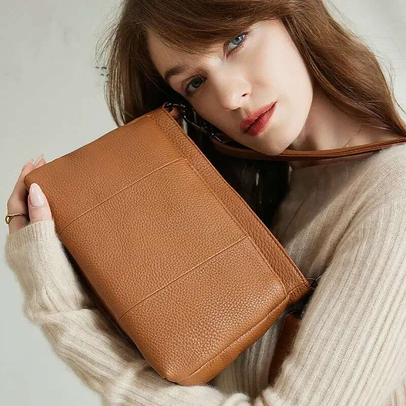 2025 Women's Crossbody Large Capacity Soft Leather Small Shoulder Leisure Commuter Designer Bag