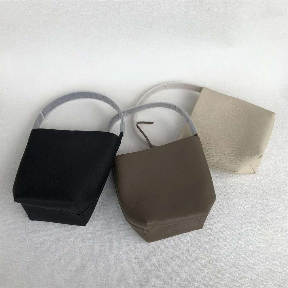 High-Quality Tr's Women's Cowhide Park Simple Large-Capacity Shoulder Handbag Bucket Tote Bag