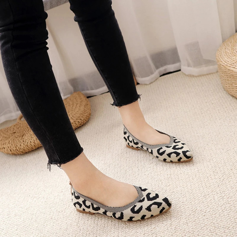 Women Leopard Mesh Casual Shoes Autumn Pointed Hollow Flying Weaving Comfort Light Soft Breathable Knit Flats Zapatos De Mujer 250214