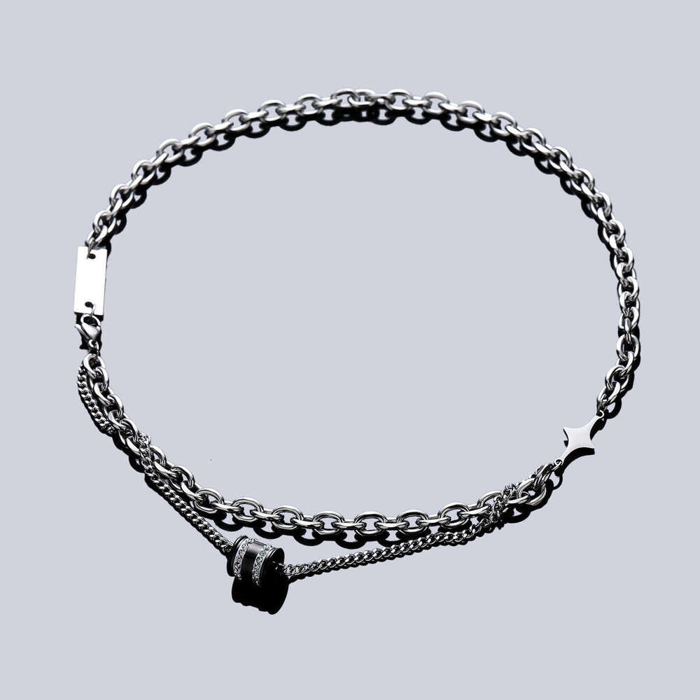 Dia inlaid transport pendant necklace, men's trendy, high-end, versatile, personalized design accessories, women's fashionable, simple acces