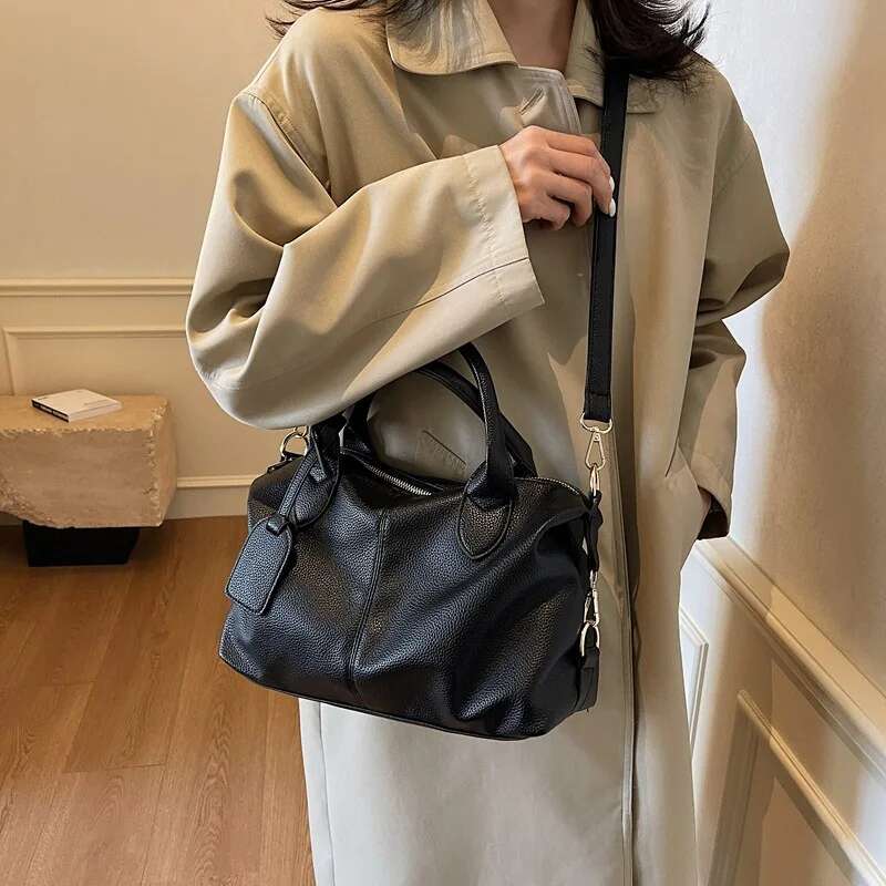 Single Shoulder Soft Leather Retro Solid Color Texture Casual Crossbody Bag Large Capacity Elegant Versatile Travel Commutin