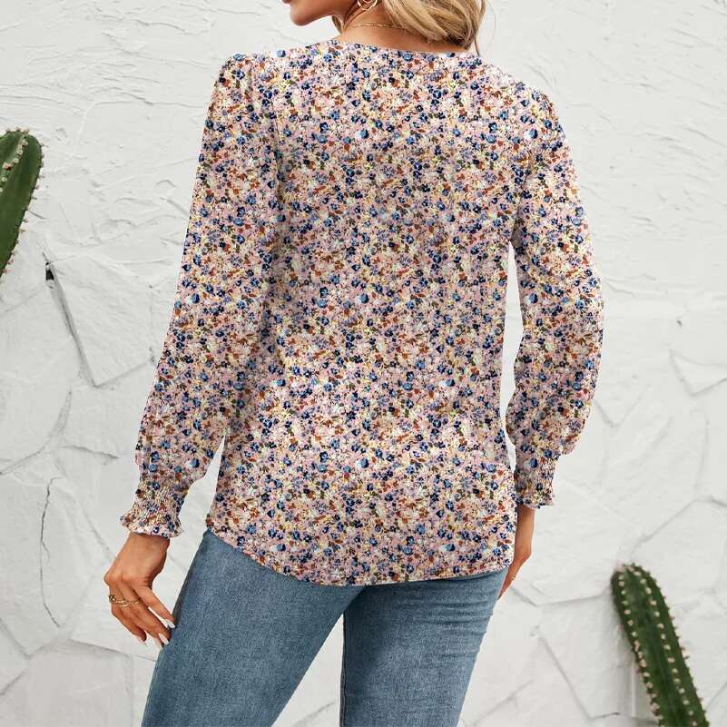 Plus Size Casual Shirt, Fully Printed Lantern Sleeve V-Neck Top, With Pleats On The Chest, Waist Cinching Slim Fit Shirt