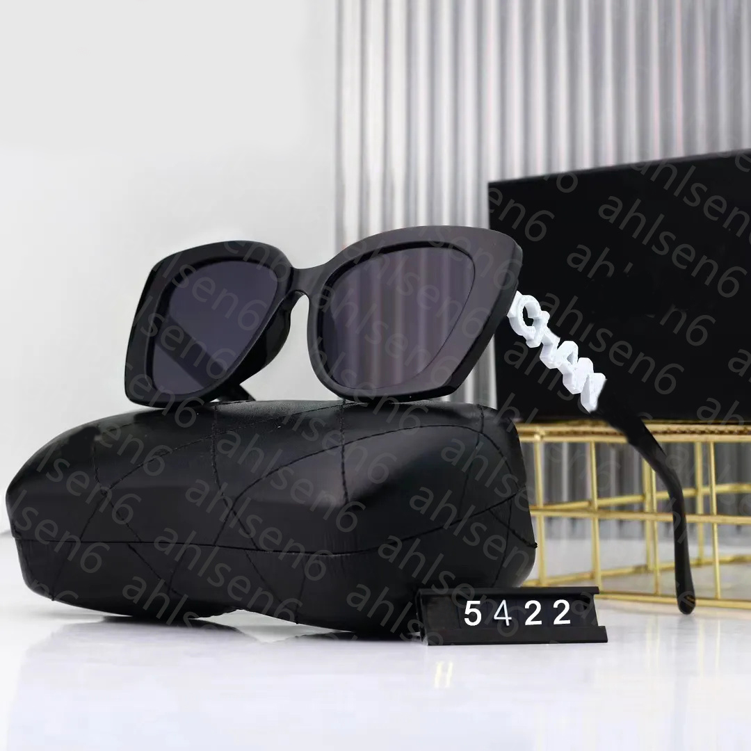 Women Ls Man Fashion Rectangle Sunglasses Glasses Diamond Unisex Designer UV Protection Sunglass letter Eyeglasses Goggle Outdoor Beach trend good