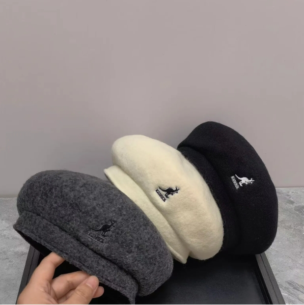 Embroidered kangaroo pumpkin beret with letters highlighting the face of young men women autumn and winter woolen artist octagonal hat
