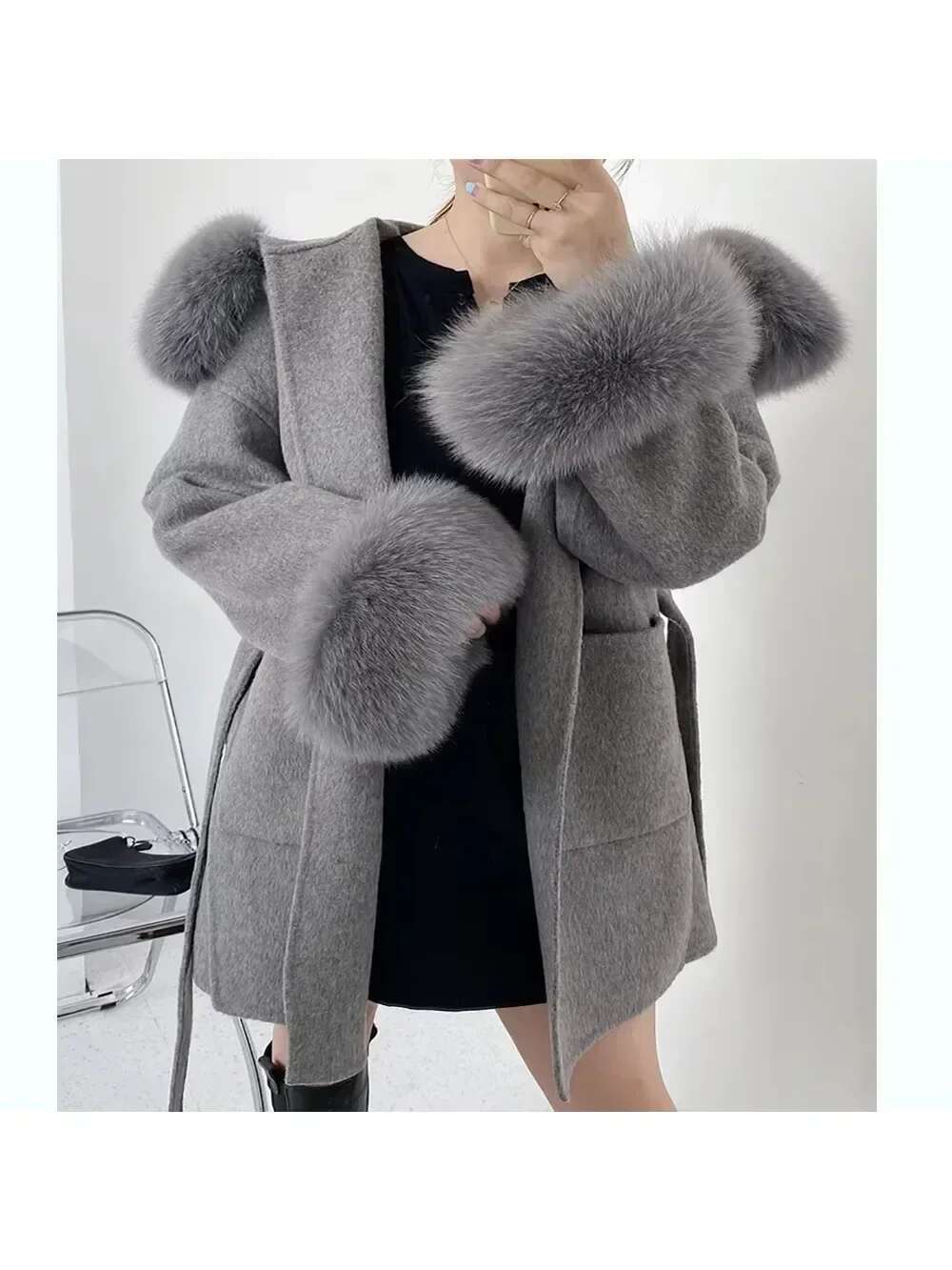 2024 New Woolen Coat Oversize Ladies Outerwear Winter Women Natural Fox Fur Collar Cuffs Jacket Hood Cashmere Wool