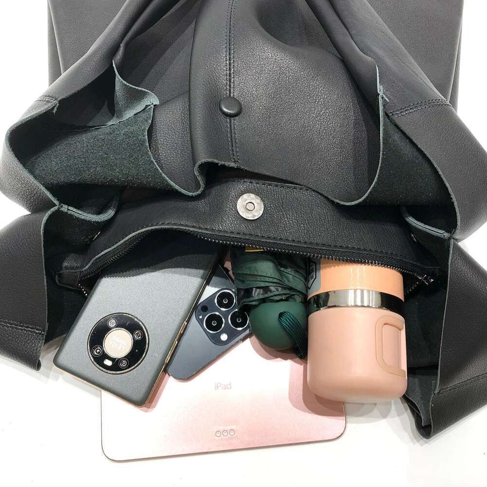 Casual 100% Cow Skin Shoulder Bags Woman Big Genuine Leather Crossbody Wide Strap Messenger Bag Super Soft Individualistic Sac