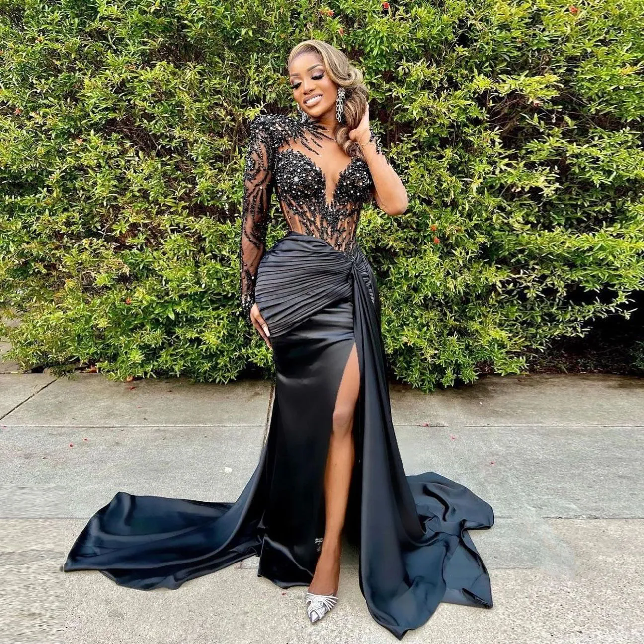 Beading African Dubai Arabic Black Evening Dresses 2025 Side Slit Crystals Mermaid Prom Dress Train Illusion Formal Party Gowns Plus size Vestido De N