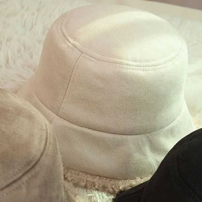 Suede warm Bucket Hat Women autumn and winter Cashmere splicing thickened fisherman hat Casual basin cap W250217