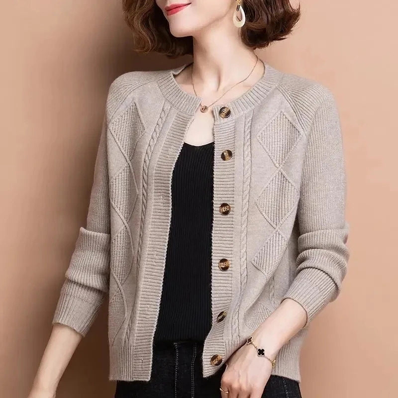 Women Knitted Cardigan Sweater Jacket Spring Autumn Middle Aged Mother Elegant Female Coat Loose Casual Ladies Tops 250213