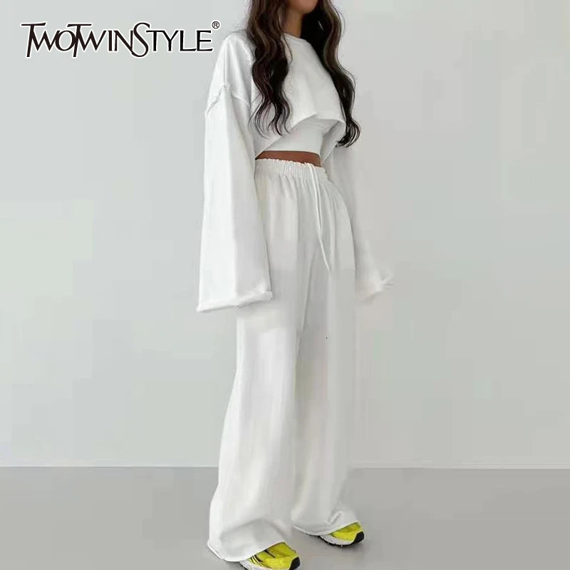 TWOTWINSTYLE Casual Fitness Sets For Femlae O Neck Cropped Top High Waist Loose Pants Womens Sportswear Set Fashion 250210