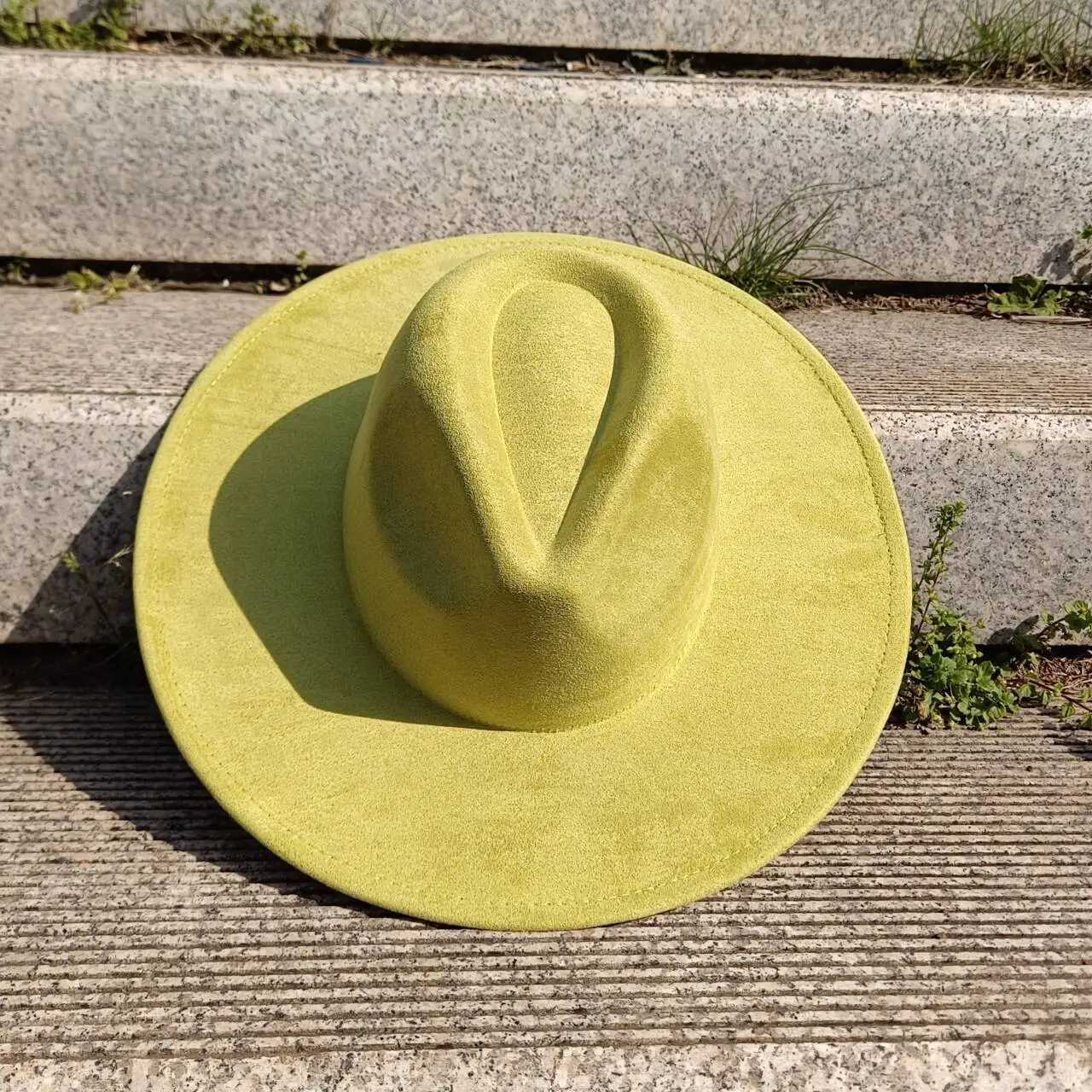 New Suede Fedora Hat 9.5cm Wide Brim Suede Hats for Women and Men Hand Sewn Autumn Winter Jazz Hat Fashion chapeau femme hat W250217