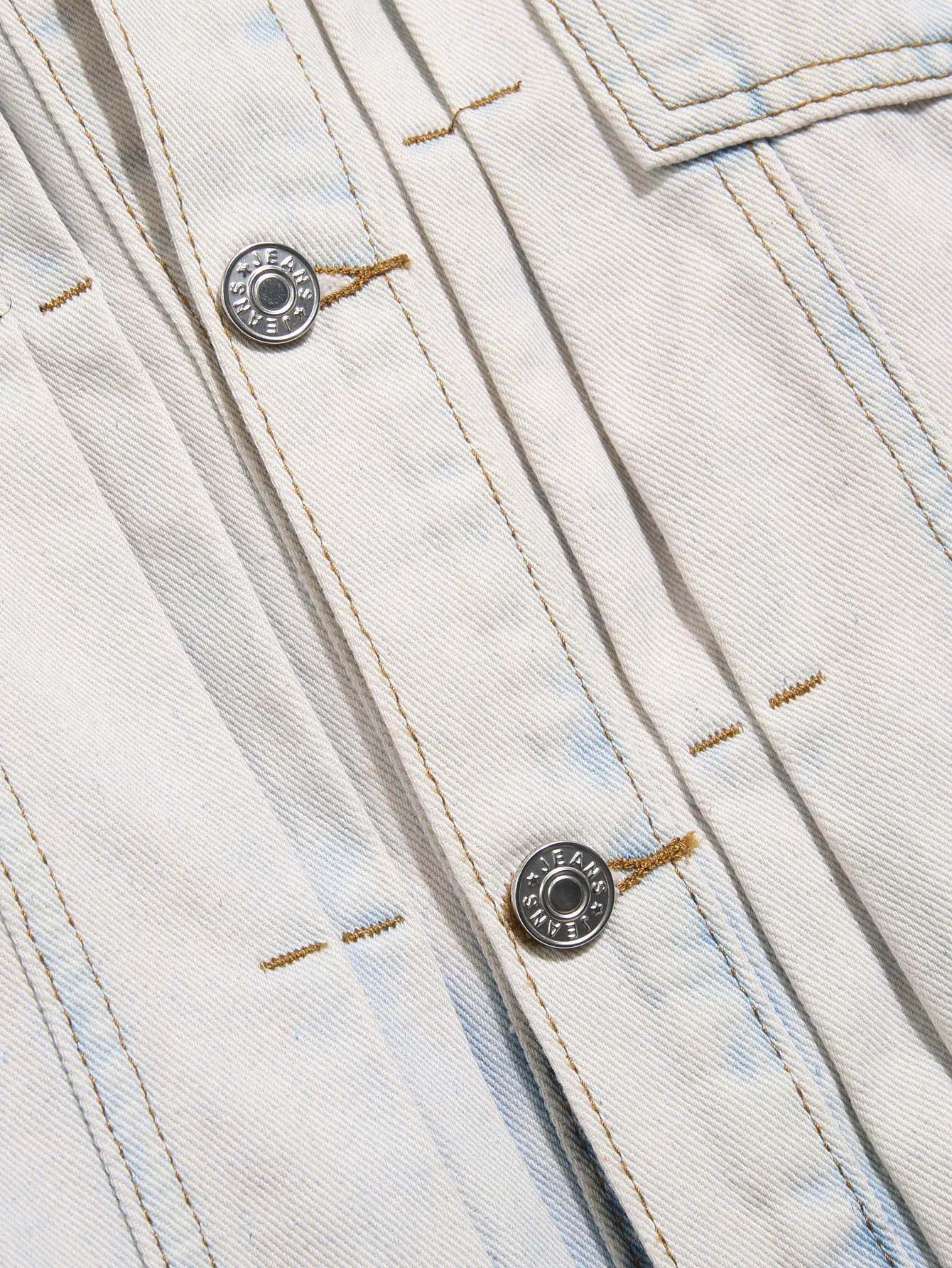 Fashionable denim jacket men casual slim jeans blue and white nostalgic suit loose four seasons fashion 250210