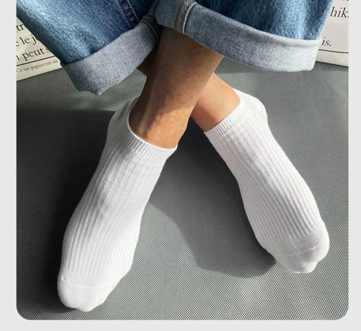 0 pairs of mens and womens solid color short tube socks winter sweat absorbing and breathable couple boat socks white W250217