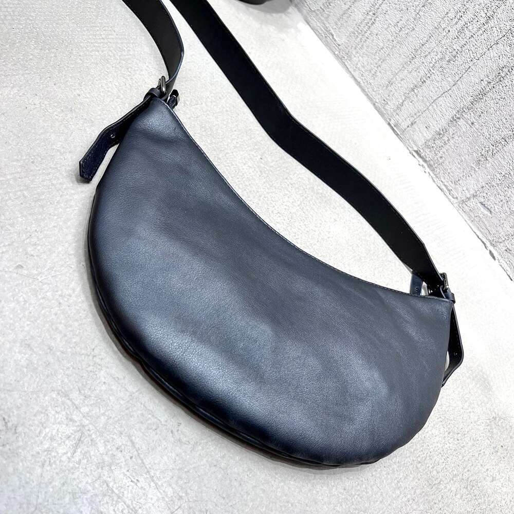 Fashionable Handmade Genuine Leather Women's Crossbody Shoulder First Layer Cowhide Underarm Wrist Bag
