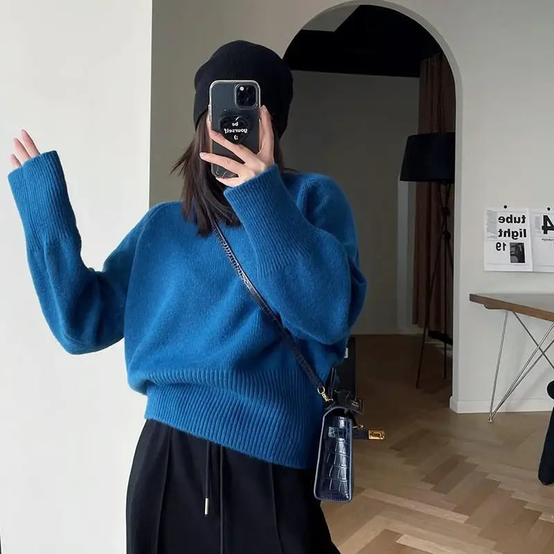 Korean Style Fashion Casual Solid Color Round Neck High Quality Pullover Sweater Retro Elegant Long Sleeved Womens Top 250211