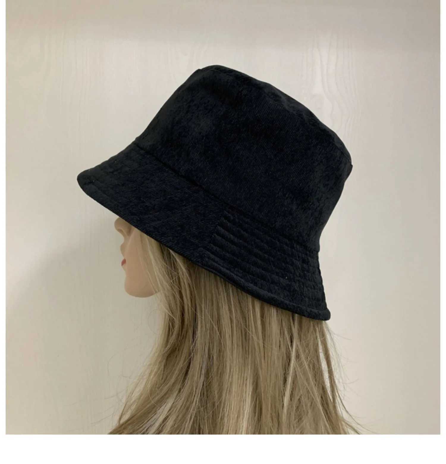 2022 Womens Coral Reef Bucket Hat Mens Casual Winter Warm Solid Bob Panama Hat Wide Brown Sun Fishermans Hat W250217