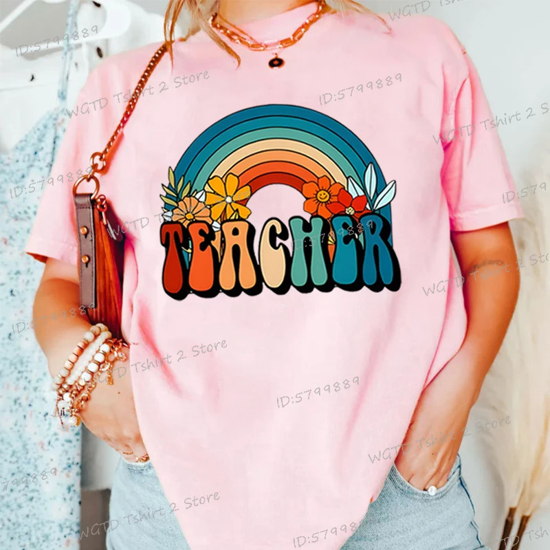 Retro Rainbow Teacher Print T-Shirt Teachers Day Casual Crew Neck Tee Rainbow Flower Shirt n Teacher Life Vintage T Shirts 250217