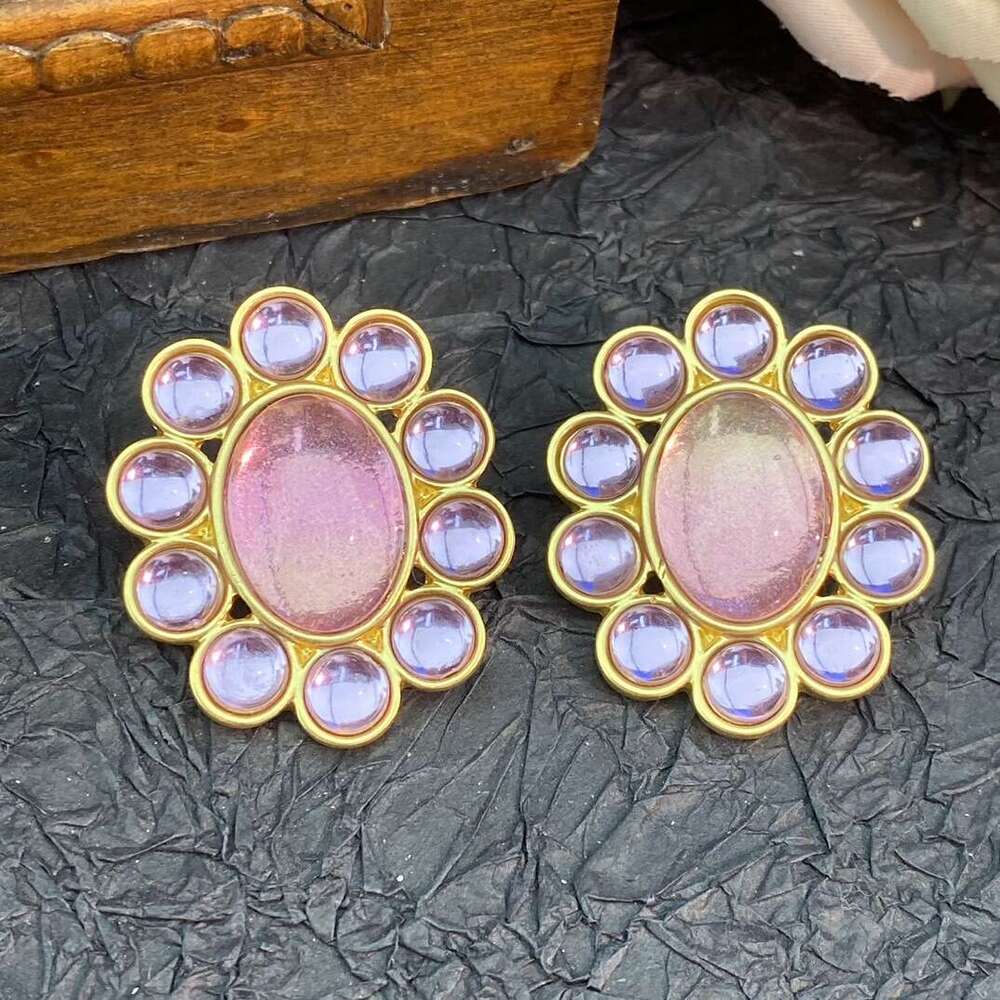 Minan vintage fresh, sweet, fashionable temperament, can be sweet or salty, age reducing pink, glass, purple necklace